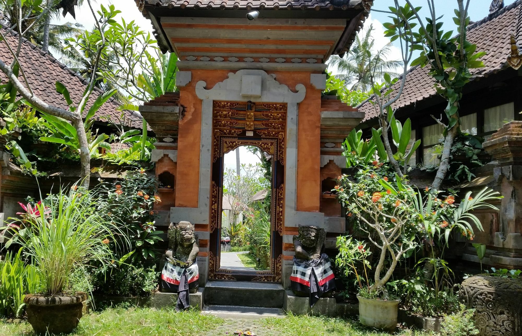Hotel Lodtunduh Sari Ubud Esterno foto