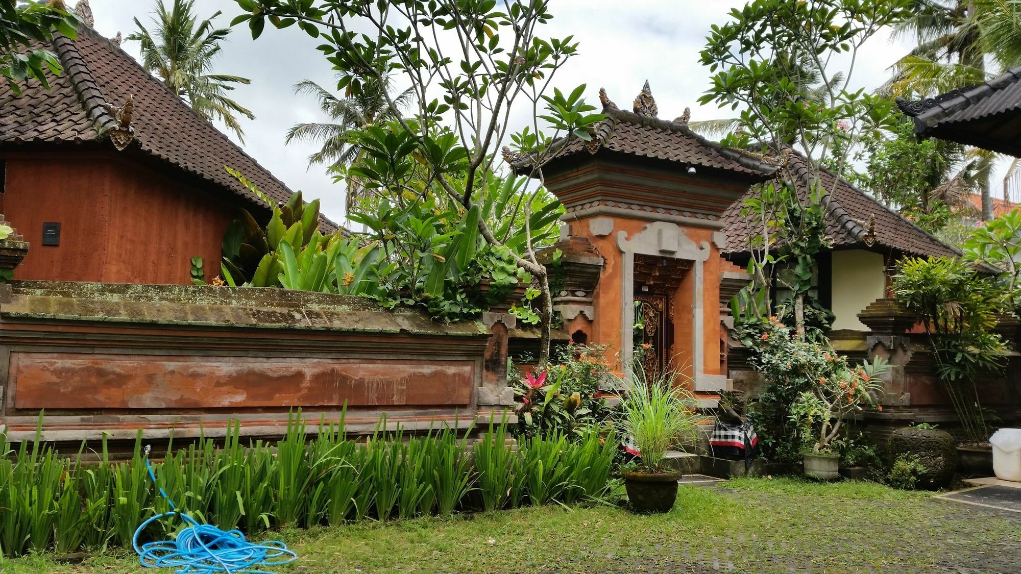 Hotel Lodtunduh Sari Ubud Esterno foto